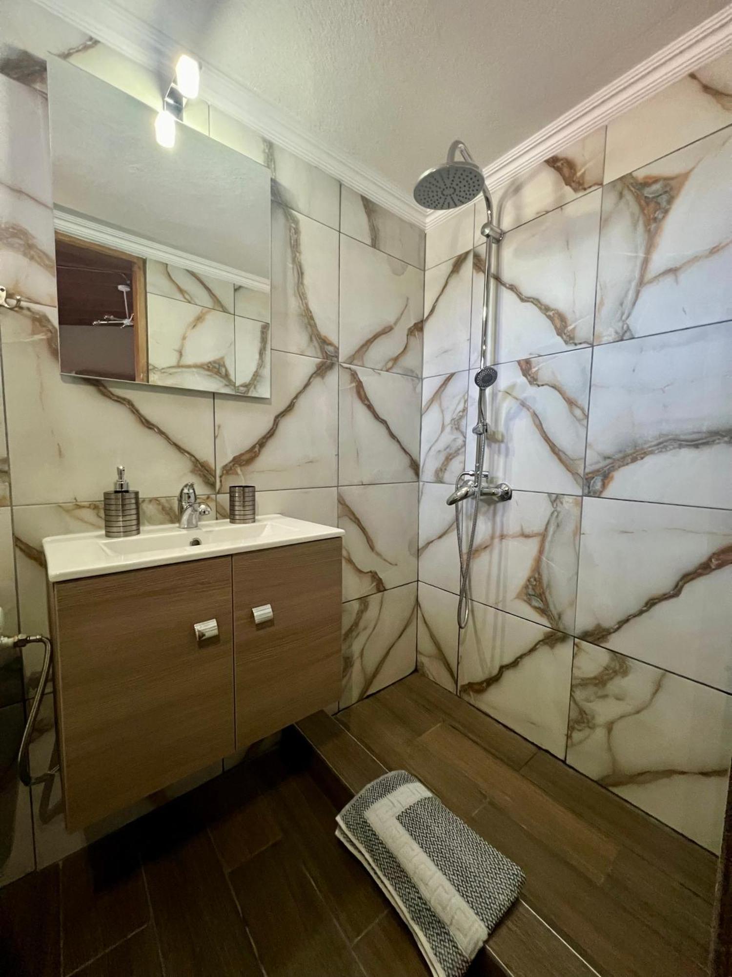 Garden Stay Agios Pavlos  Eksteriør bilde